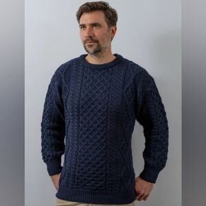Aran Sweater Market Cable Knit Crew Lightweight Wool Sweater‎‎‎‎‎‎ NWT Medium